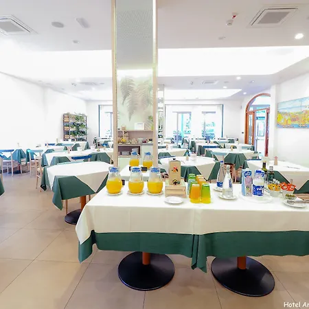 安杰洛酒店 3* 卡奥莱